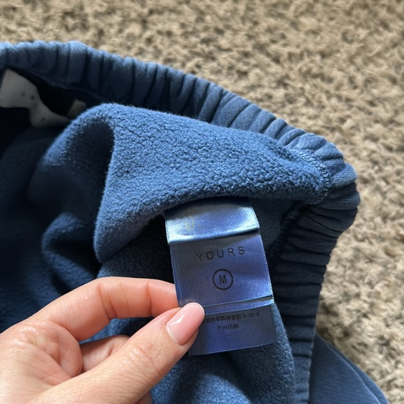 LESS  TIEN sweatpants - Picture 4 of 7